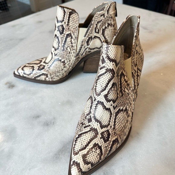 Vince Camuto Faux Snakeskin Ankle Boots - Picture 9 of 10